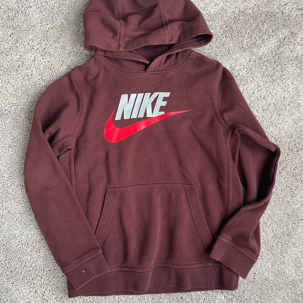 NIKE boys hoodie size medium